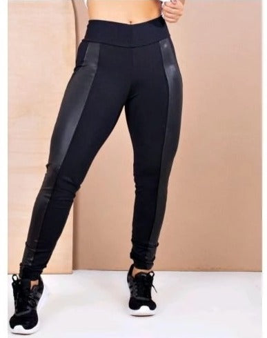 Calça Legging Flanelada com Detalhe em Cirré – Inverno 2025