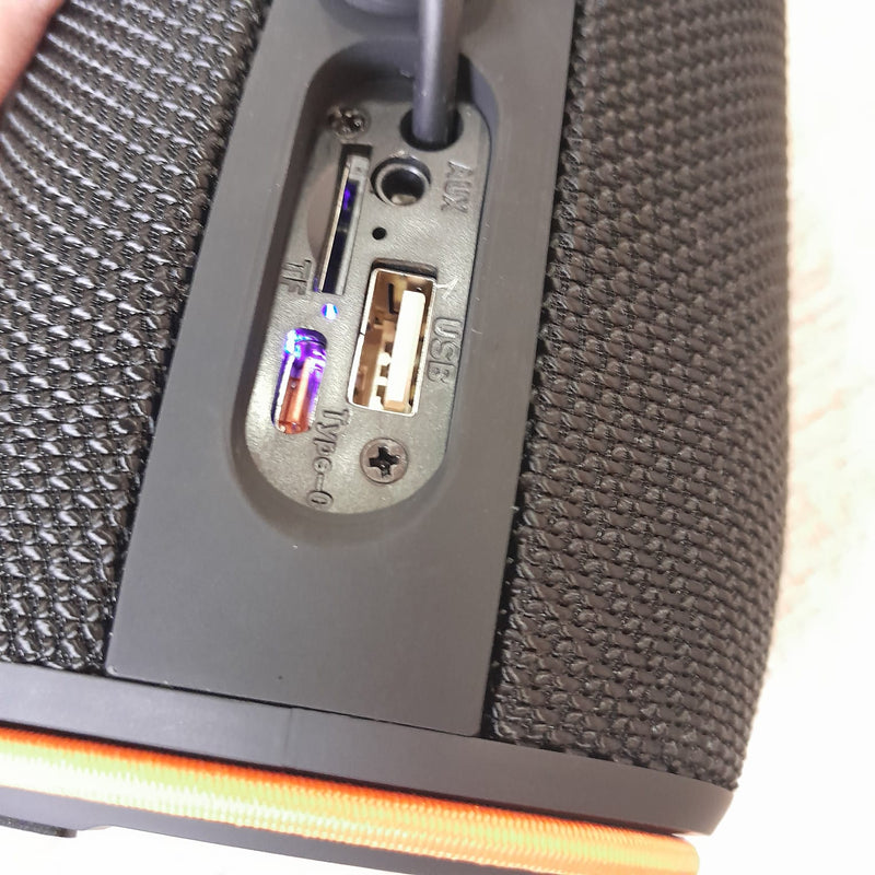 Caixa de Som Portátil 20W Grave Potente – Bluetooth 5.3, IPX6, LED RGB 16,8M à Prova D`água